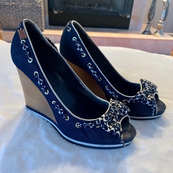 Navy Coach Wedges with Bows - Picture 9 of 11